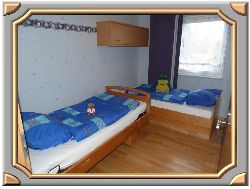Kinderzimmer Mit Pflegebett