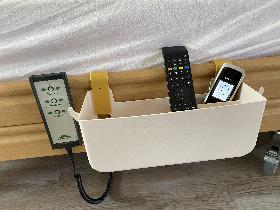 Pflegebett mit Ablagefächer